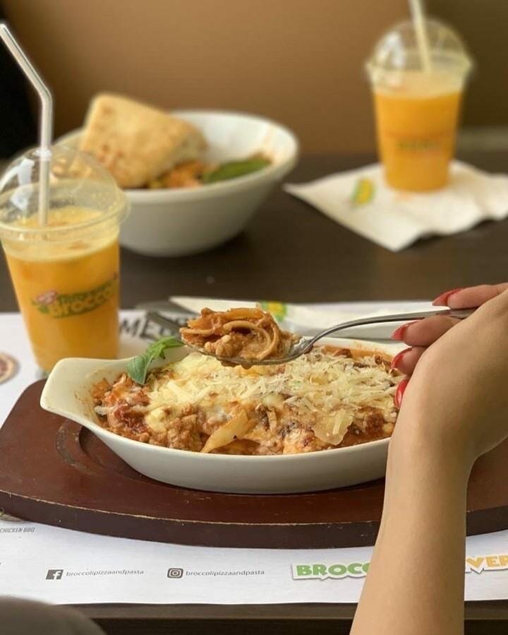 مطعم بروكلي مطعم بروكلي
